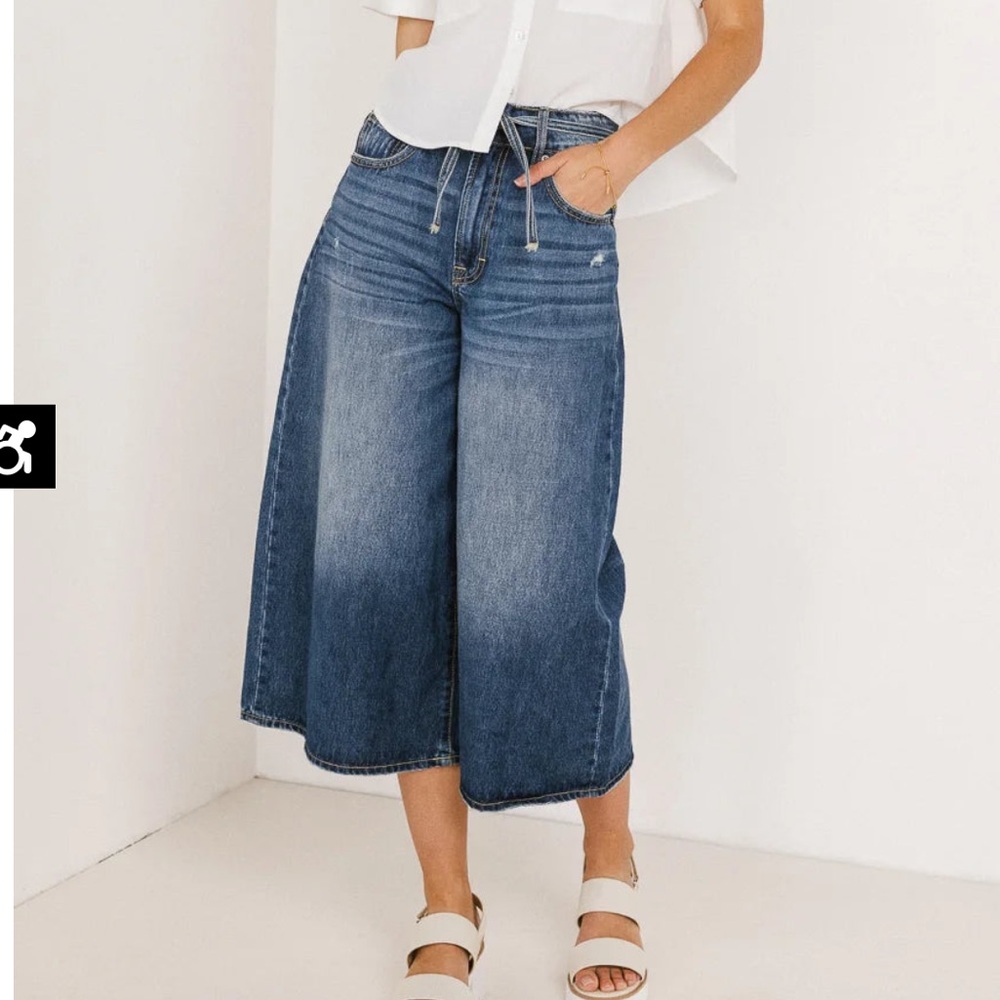 Böhme BRUCE CULOTTES IN MEDIUM WASH - Size 23